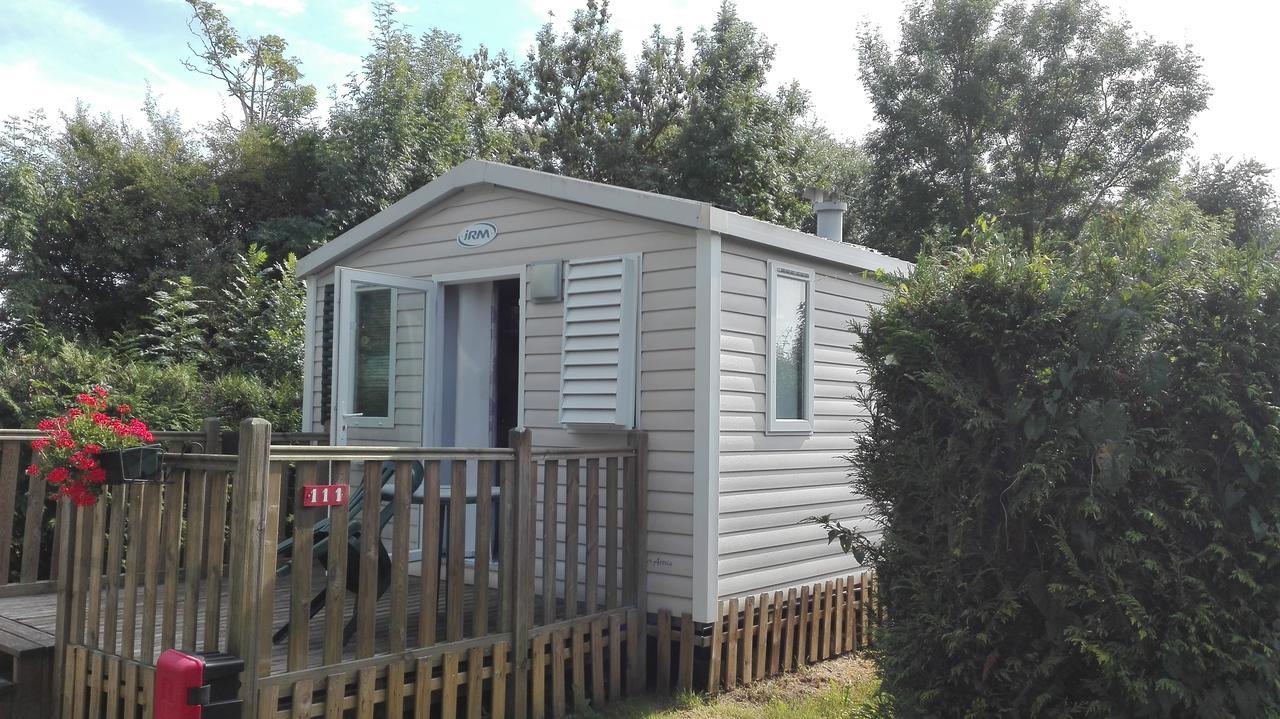 Loisirs Des Groux 2* Mousseaux-sur-Seine